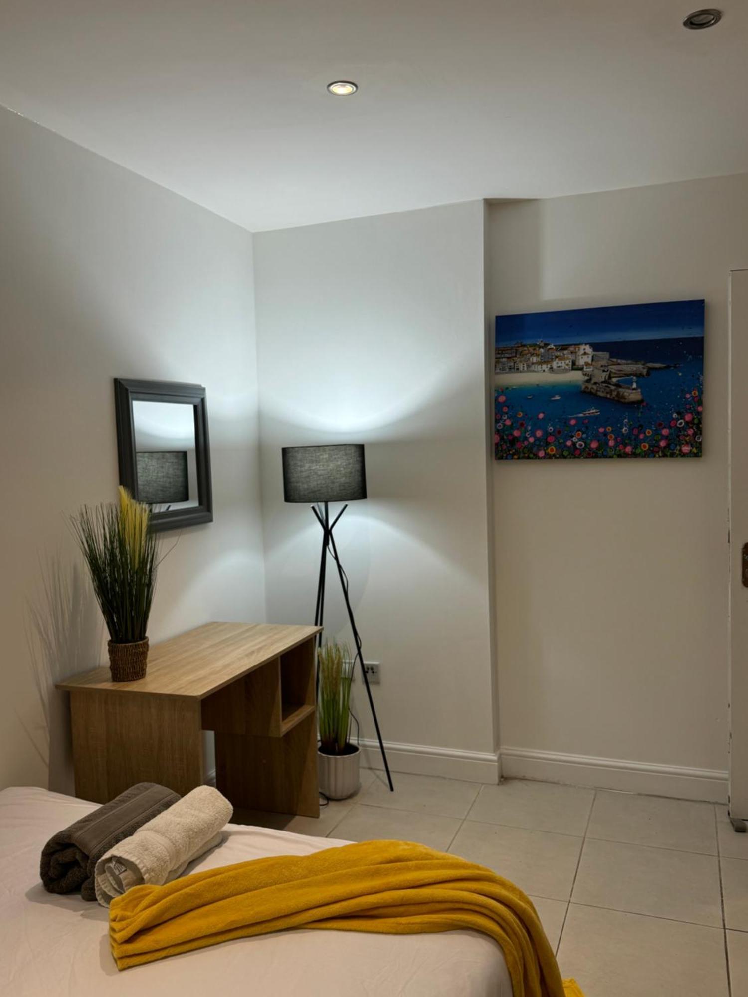 Cosy Luxurious Room In The Heart Of London Eksteriør billede
