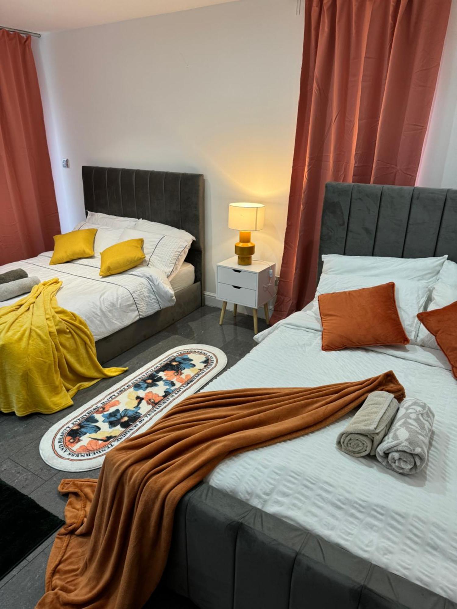 Cosy Luxurious Room In The Heart Of London Eksteriør billede